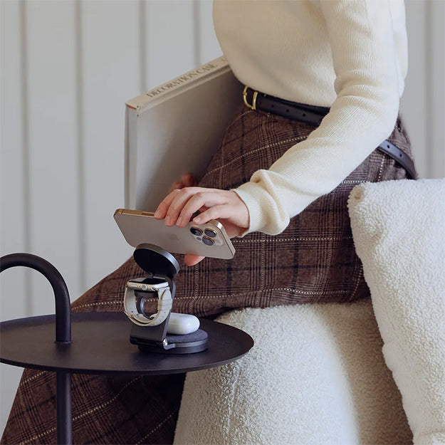 Adam Elements Mag 360 Qi2 3-in-1 Foldable Travel Charging Station - Space Grey