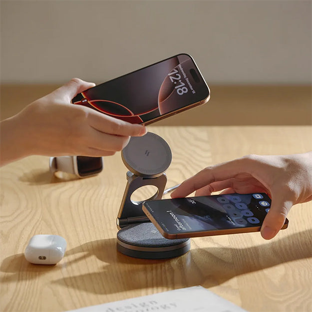 Adam Elements Mag 360 Qi2 3-in-1 Foldable Travel Charging Station - Space Grey
