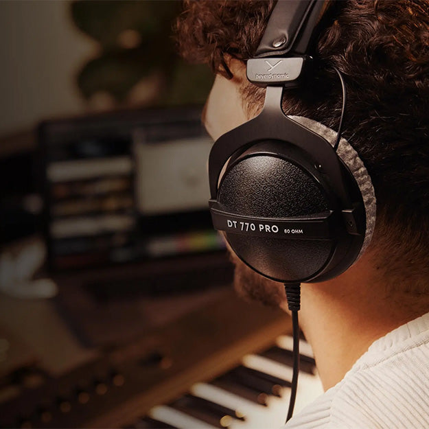 Beyerdynamic DT 770 PRO Reference Over-Ear Wired Headphones 80 Ohms - Black