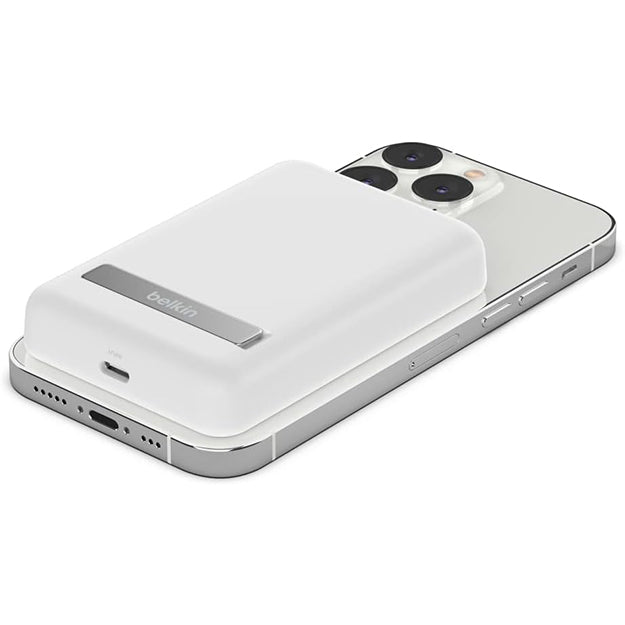 Belkin BoostCharge 5000mAh Magnetic Wireless Power Bank With Stand - White