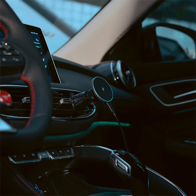 Adam Elements CQ1 Qi2 Magnetic Charging Car Mount - Black