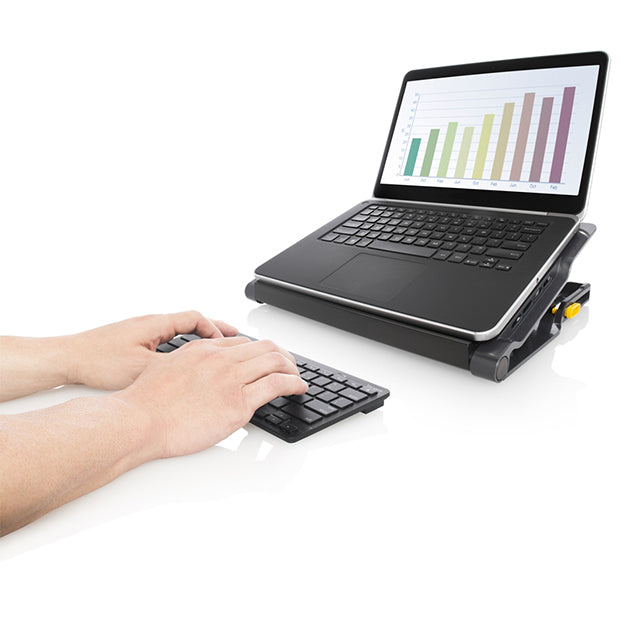 Targus Chill Mat With 4-Port 2.0 Hub - Black