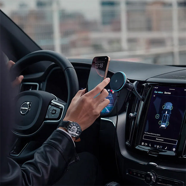 Adam Elements CQ2 Qi2 Magnetic Charging Car Mount - Black