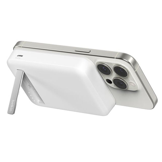 Belkin BoostCharge Pro 8 000mAh Magnetic Power Bank With Qi2 15W - White